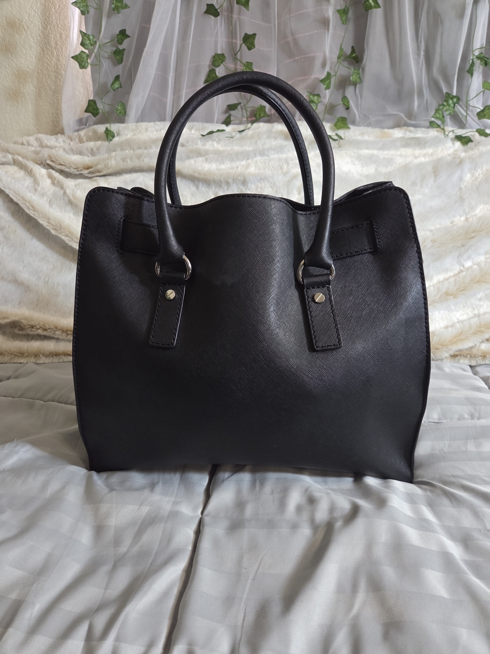 Michael Kors Black Leather Satchel with Gold-Tone Lock and Charm - Picture 6 of 13